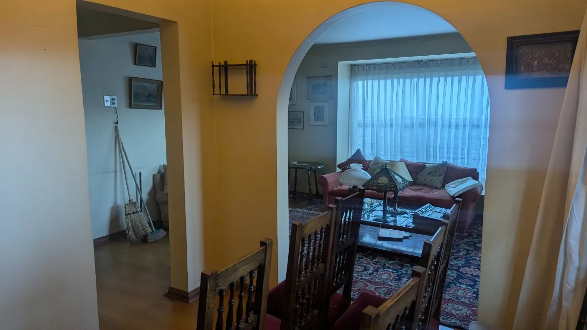 VENTA / Casa en Los Domínicos / 3 baños / 5 dormitorios - Imagen 3